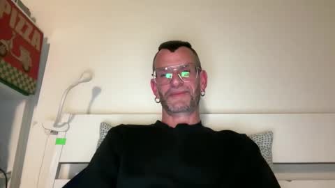 Jonathan Deep online show from May 18, 7:42 pm