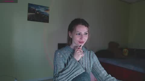 Oaklyn online show from April 28, 4:11 pm