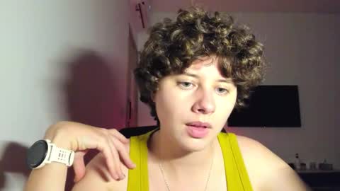 Evie online show from February 24, 3:37 pm