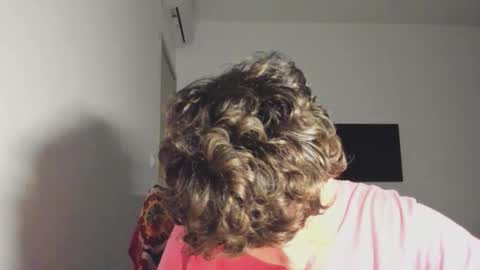 Evie online show from January 15, 2:59 pm