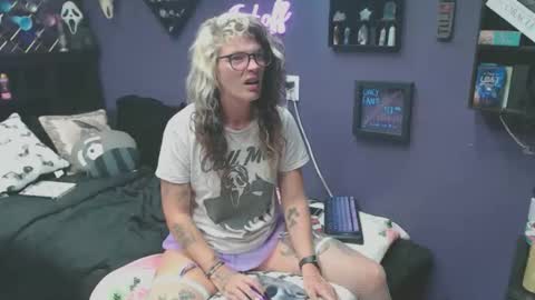 Oddy With A Body online show from October 23, 8:16 am