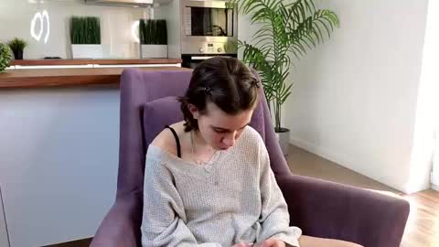 Polly online show from March 3, 10:38 am