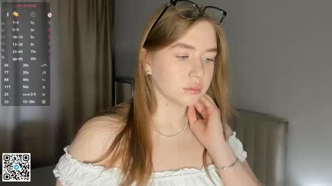 Elsa online show from October 15, 4:38 am