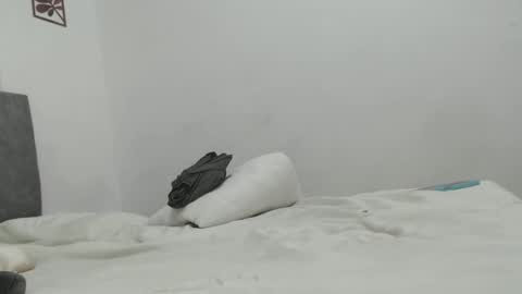 Val online show from September 16, 6:00 pm