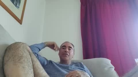 oelmabruk70 online show from November 17, 12:30 pm