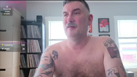 Office Dad online show from May 1, 6:13 pm
