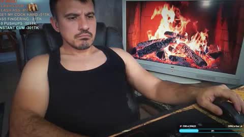 officeman7 online show from December 17, 12:45 pm