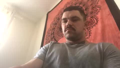 ogbrighteyez online show from March 31, 11:43 am