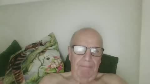 oggi95 online show from October 19, 5:06 pm