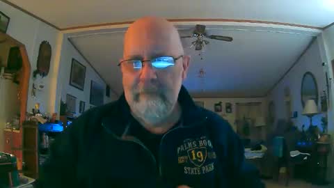 Maximus No Mo online show from November 28, 1:35 am