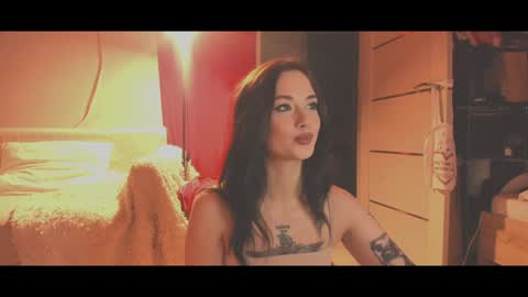 your dear Lilith Chapman online show from December 21, 5:07 pm