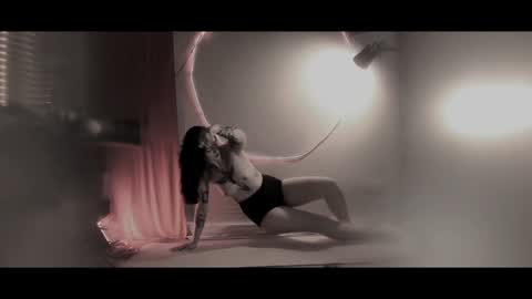 your dear Lilith Chapman online show from December 5, 6:28 pm