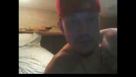 Snapshot of oh_you_know69 chatting on February 19, 4:55 am who dares  toss me some  tips lets have fun online show from February 19, 4:55 am