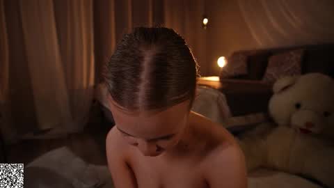 Claire online show from November 10, 10:34 pm