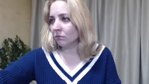 Mari online show from February 22, 7:49 pm