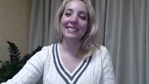 Mari online show from February 23, 10:53 pm