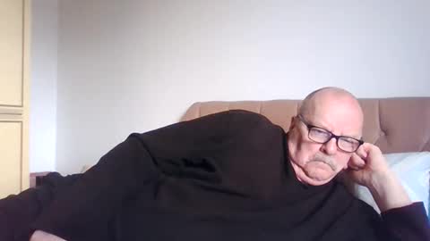 old_fkrr_ online show from February 21, 11:57 am