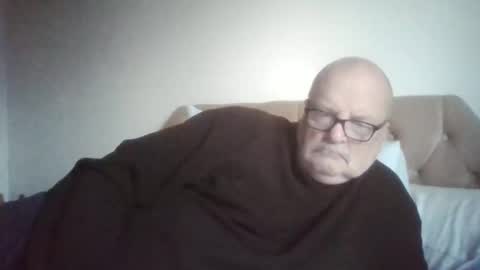Snapshot of old_fkrr_ chatting on October 23, 4:52 pm old_fkrr_ online show from October 23, 4:52 pm