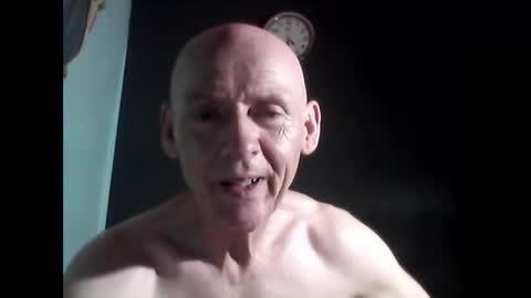 Snapshot of oldbuthorny62 chatting on March 5, 6:23 am oldbuthorny62 online show from March 5, 6:23 am