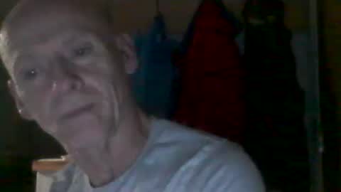 Snapshot of oldbuthorny62 chatting on October 14, 5:32 am oldbuthorny62 online show from October 14, 5:32 am