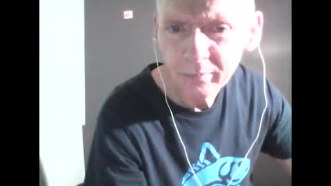 Snapshot of oldbuthorny62 chatting on February 26, 1:32 pm oldbuthorny62 online show from February 26, 1:32 pm