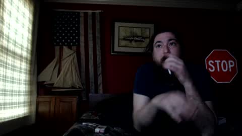 Snapshot of oldfuckus chatting on February 17, 10:27 pm oldfuckus online show from February 17, 10:27 pm