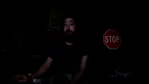 Snapshot of oldfuckus chatting on December 4, 5:32 am oldfuckus online show from December 4, 5:32 am