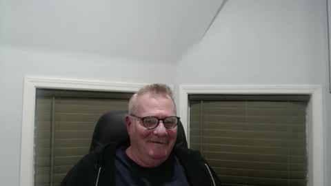 oldguybigd online show from January 8, 5:13 am