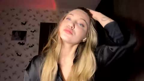 Kem online show from November 1, 3:11 pm