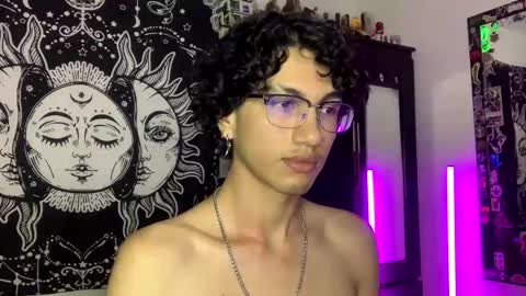 Oliver fast online show from December 16, 3:57 am