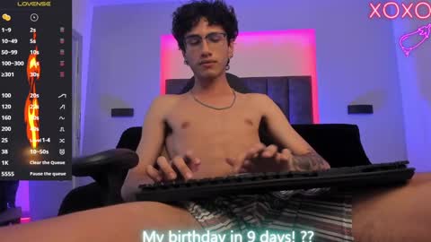 Oliver fast online show from February 7, 8:22 am