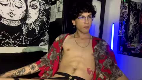 Oliver fast online show from October 15, 8:04 am