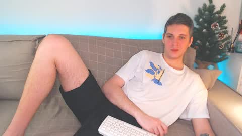 Oliver online show from January 8, 12:47 pm