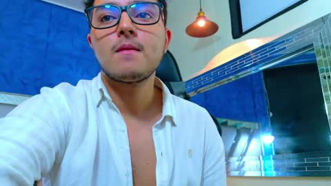 oliver_jamees online show from March 26, 12:32 pm