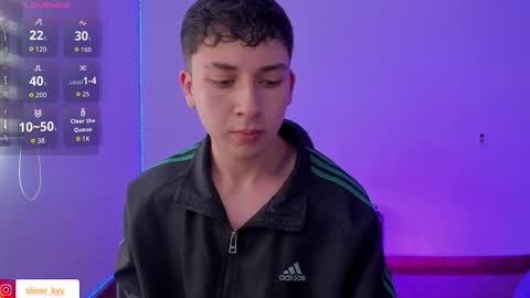 oliveeer online show from January 8, 7:20 pm