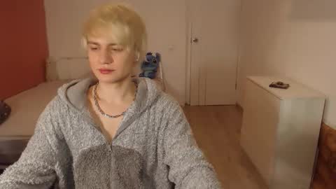 Oliver online show from January 17, 2:10 am