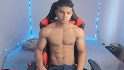 oliver thompsson online show from December 17, 1:16 pm