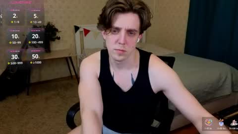 Oliver Evans online show from April 12, 3:32 am