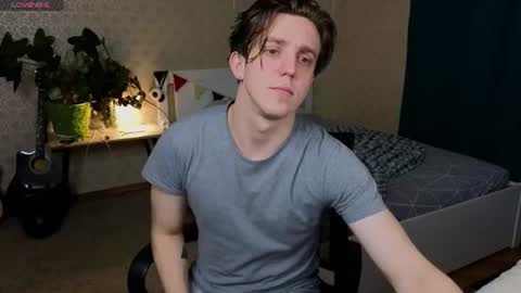 Oliver Evans online show from August 4, 4:19 am