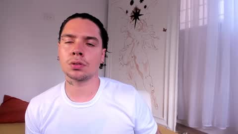 Mr Blue Sky online show from December 1, 9:28 pm