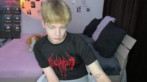 oliver online show from September 12, 5:37 pm