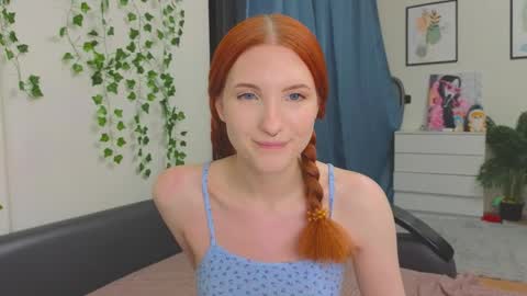  OLIVIA    online show from October 25, 9:59 pm