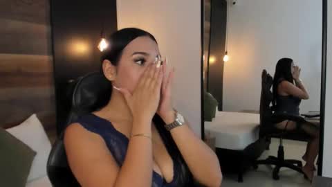 olivia_willoow online show from March 5, 2:20 am