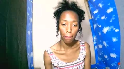 oliviah27 online show from October 2, 7:23 pm