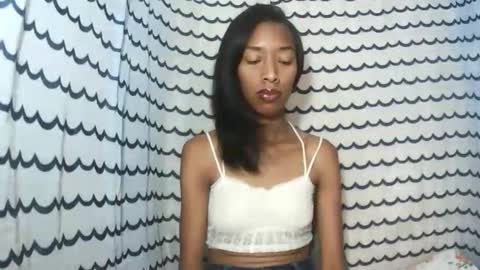 oliviah27 online show from November 7, 8:11 pm