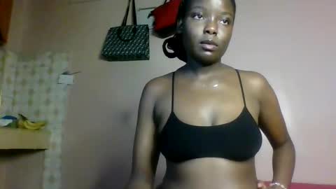 Snapshot of oliviah_1 chatting on October 20, 10:09 am oliviah_1 online show from October 20, 10:09 am