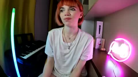 Angelina Lina online show from May 9, 9:21 pm