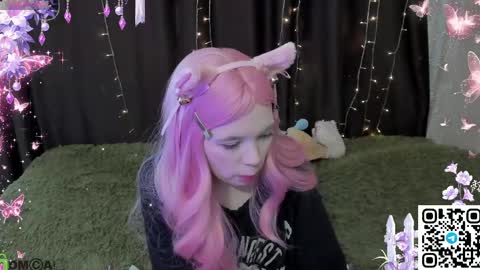 Ollie online show from April 17, 8:17 am