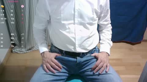 Snapshot of omar87ram chatting on January 24, 9:58 pm Omar online show from January 24, 9:58 pm