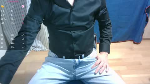 Snapshot of omar87ram chatting on February 16, 10:10 am Omar online show from February 16, 10:10 am